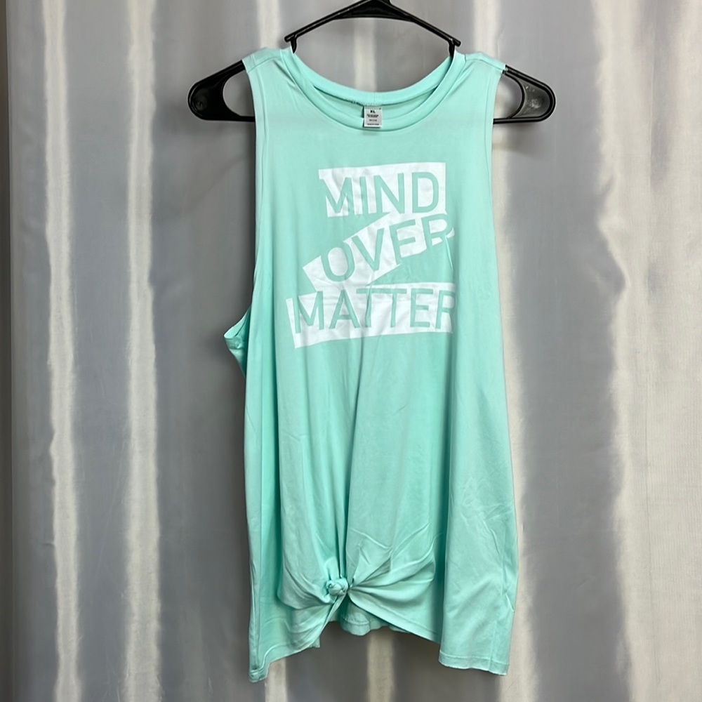 Women’s novelty muscle shirt. 1520